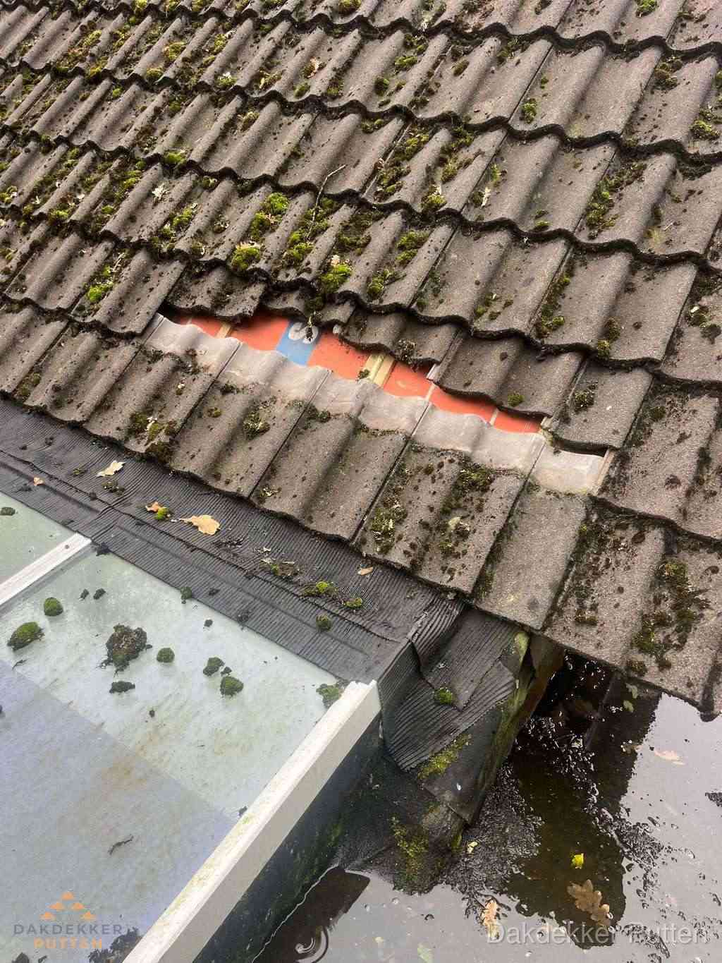 Dakpannen Repareren Putten Dakpannen Repareren Putten